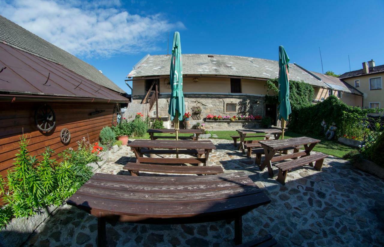 Penzion Kamenny Dvur Vimperk Exterior photo