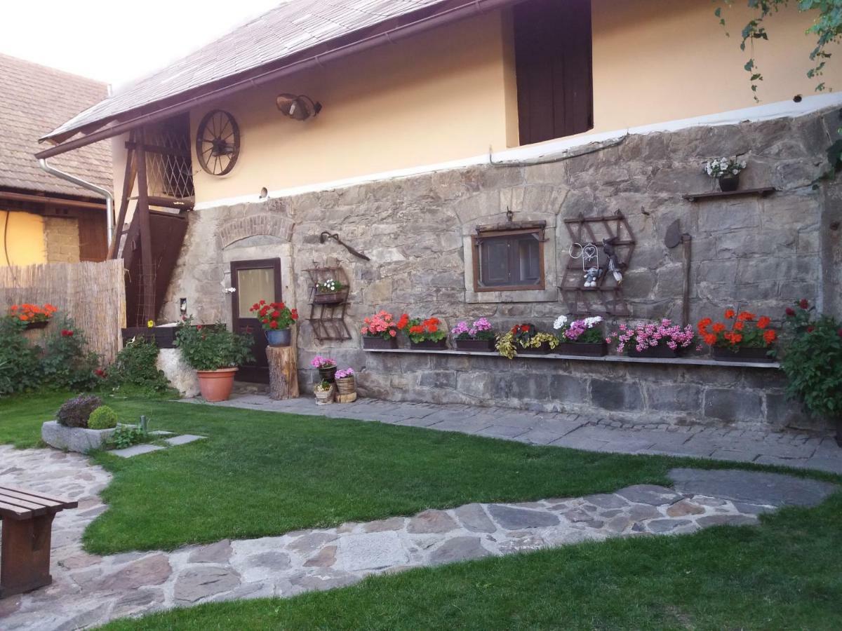 Penzion Kamenny Dvur Vimperk Exterior photo